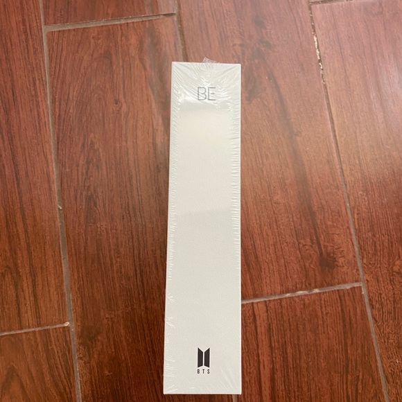 BTS BE deluxe edition - Picture 2 of 6